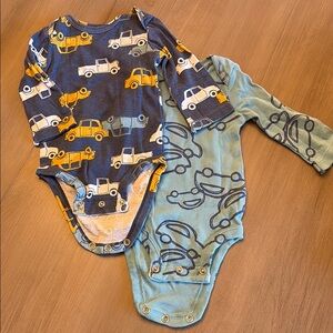 LIKE NEW Kids Long Sleeve Car Print Onesie Set - Carters 3M